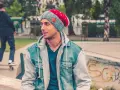 Czapki męskie: Trendy, style i jak dobrać idealną do twarzy